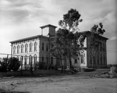 Los Angeles Before the Freeways: Images of an Era 1850–1950, Hylen, Arnold, Exce