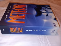 Dan Brown METEOR German Edition Bastei Lübbe Taschenbuch Thriller Buch