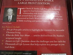 NASB Charles Stanley Life Principles Bible- Large Print INDEXED Burgundy LS-RARE