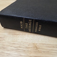 NASB / The Message Parallel Bible by Zondervan Staff 2004, Black Bonded Leather