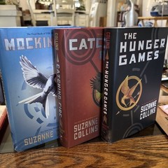 The Hunger Games Ser.: The Hunger Games Trilogy Boxed Set Set by Suzanne Collins