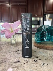 Shield of Sparrows by Devney Perry (German SPECIAL EDITION)