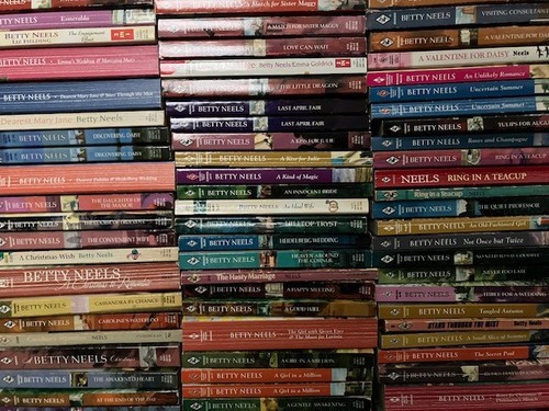 Lot of 10 Betty Neels Paperbacks Random Mix of Books