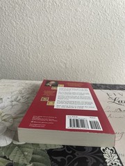 Lessons in Chemistry: A Novel by Bonnie Garmus (English) Paperback Book