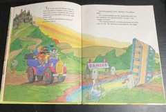 The House of Seven Colors Madeline Sunshine Sesame Street 1985 Golden Press HC