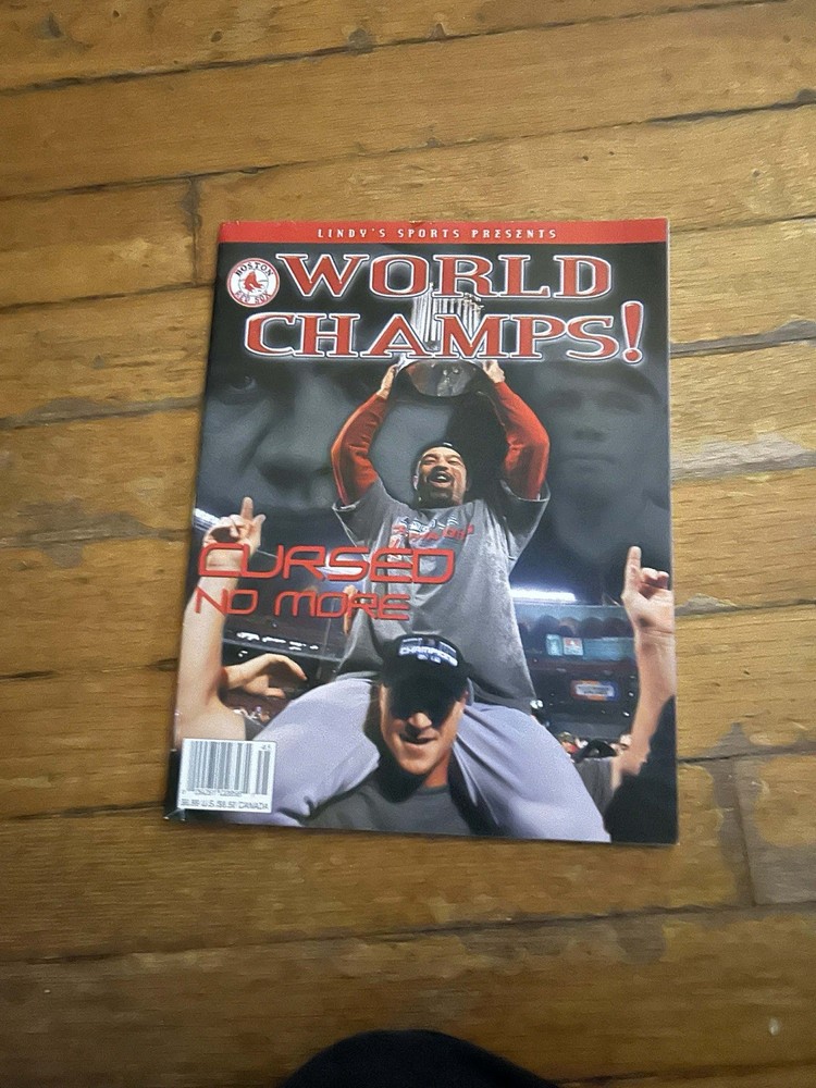 2004 LINDY’S Sports Presents World Champs! Boston Red Sox „cursed no more” Book