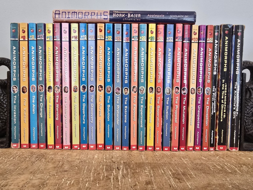 Animorphs Paperback Book Lot 28 K.A. Applegate Chronicle Megamorphs MINT COND