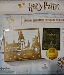 Wizarding World Harry Potter Official Christmas Cookbook Gift Set NEW