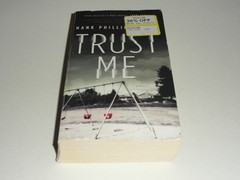Trust Me by Hank Phillippi Ryan 1368Y