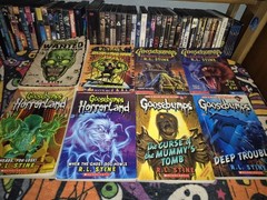 Goosebumps R.L Stine Apple Fiction Lot of 32 Scholastic Books Vintage 90s-2000s