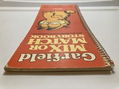 1982 Garfield Mix or Match Storybook, Long Spiral Bound Flip Book 200,000 Combos
