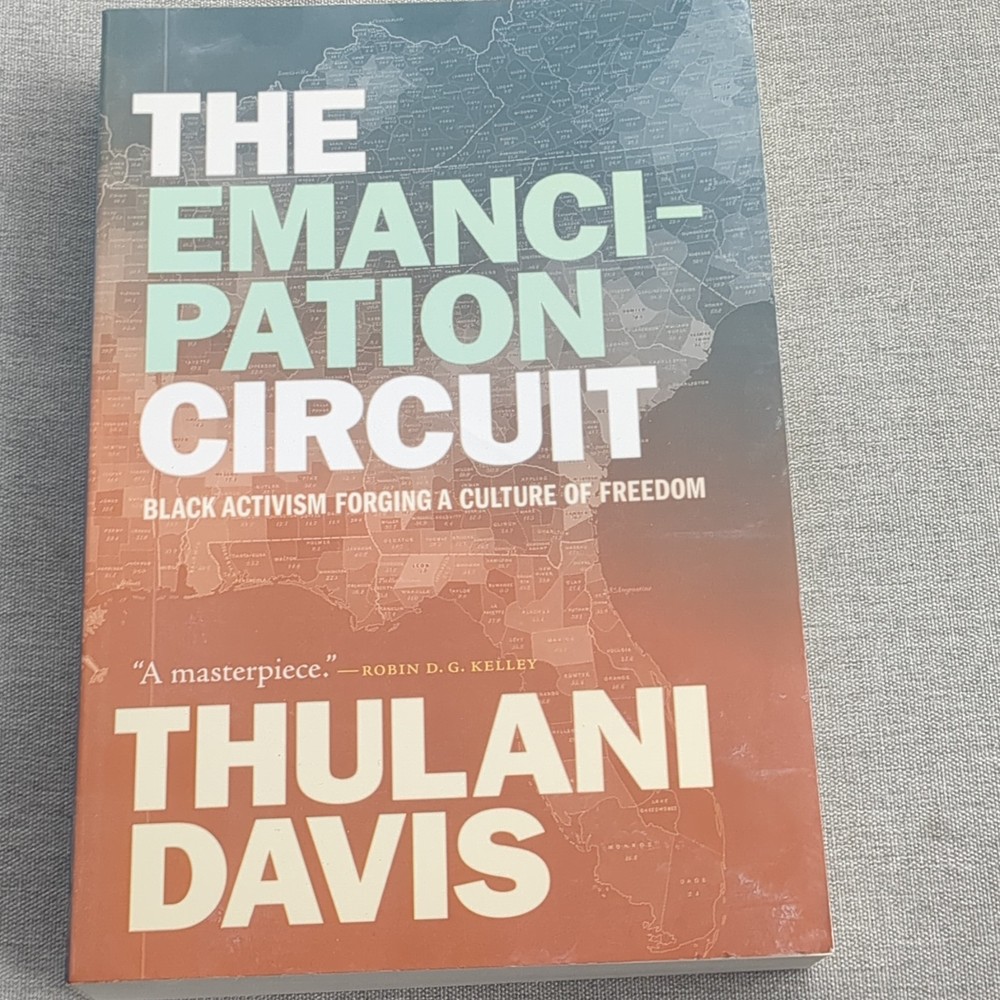 Duke University Press The Emancipation Circuit Thulani Davis Paperback 2022