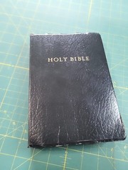 HCSB Gift and Award Bible, Black Imitation Leather