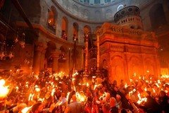The Paschal Fire in Jerusalem by Bishop Auxentios of Photiki (Paperback) -NEW