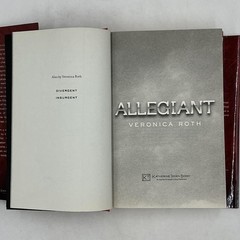 Veronica Roth Divergent/Insurgent/Allegiant/Four 4-Book Hardcover Set Assorted