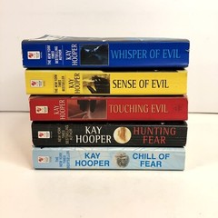 Kay Hooper – Lot of 5 of Series Bishop/Special Crimes Unit Books 4-8 Paperback