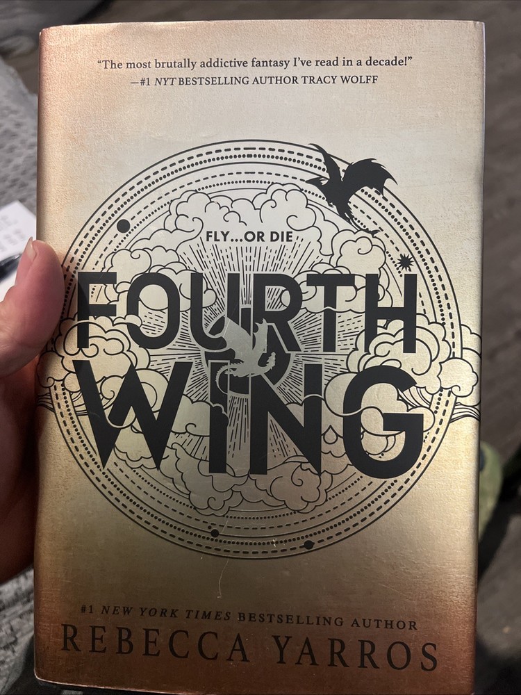 Fourth Wing by Rebecca Yarros, First Edition Very Good B-690