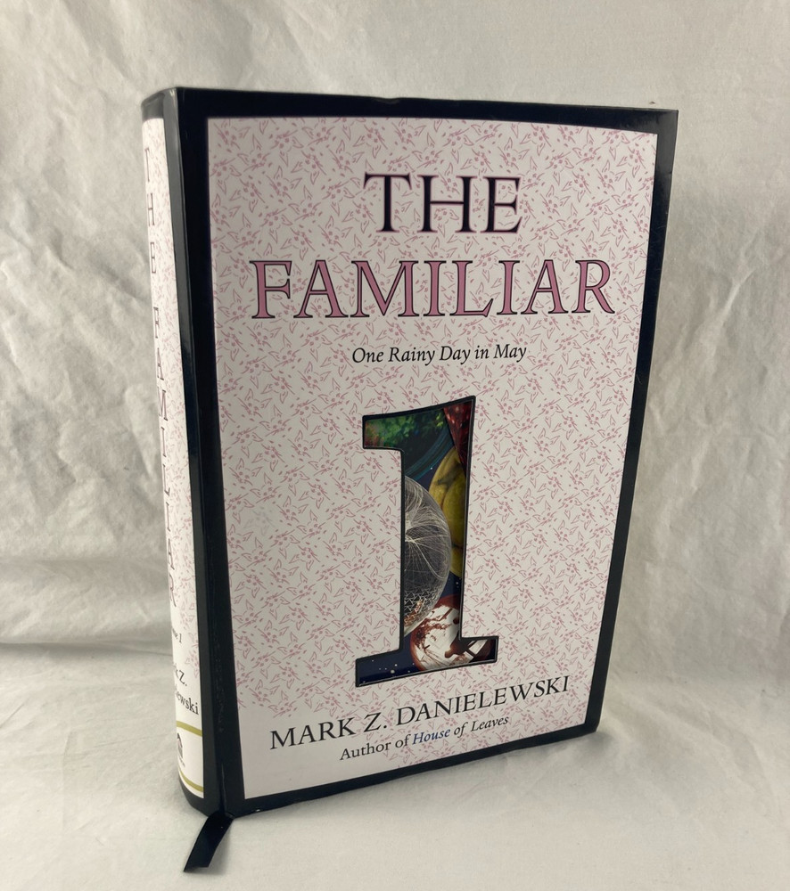 The Familiar Volume 1 One Rainy Day in May Mark Z. Danielewski 1st Ed. 1st Print