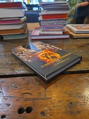 World of the Hunger Games (2012, Hardcover) 1st Edition 1st Run