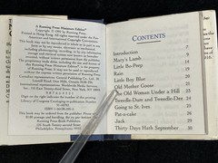 1992 A MINIATURE MOTHER GOOSE, RUNNING PRESS EDITION HARDCOVER DJ, 3.25″ X 2.75″