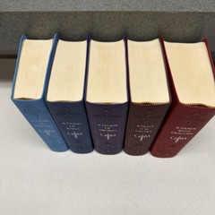 A Game of Thrones: A Song of Ice and Fire, Leather-Cloth 5-Book Set