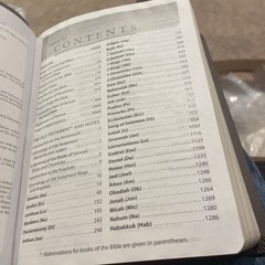 MacArthur Study Bible by John F. MacArthur (2014, Imitation Leather)