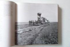 Railroad Signatures Across the Pacific Northwest, C. Schwantes (hardcover, 1993)