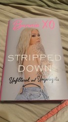 Stripped Down : Unfiltered and Unapologetic by Bunnie Bunnie Xo (2026,…