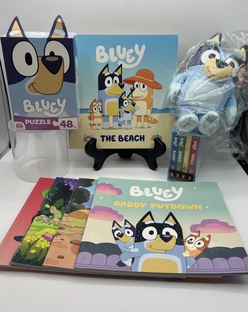 Bluey Bundle: 4 PB Books, Puzzle, Bluey Beanie Baby & Board Book Box Set