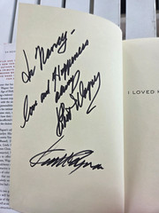 I LOVED HER IN THE MOVIES BY ROBERT J. WAGNER 2016 SIGNED (NEW)
