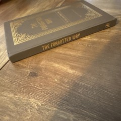 The Forgotten Way The Saint James Master Plan Matthew Kelly 978-1-63582-590-9 HC