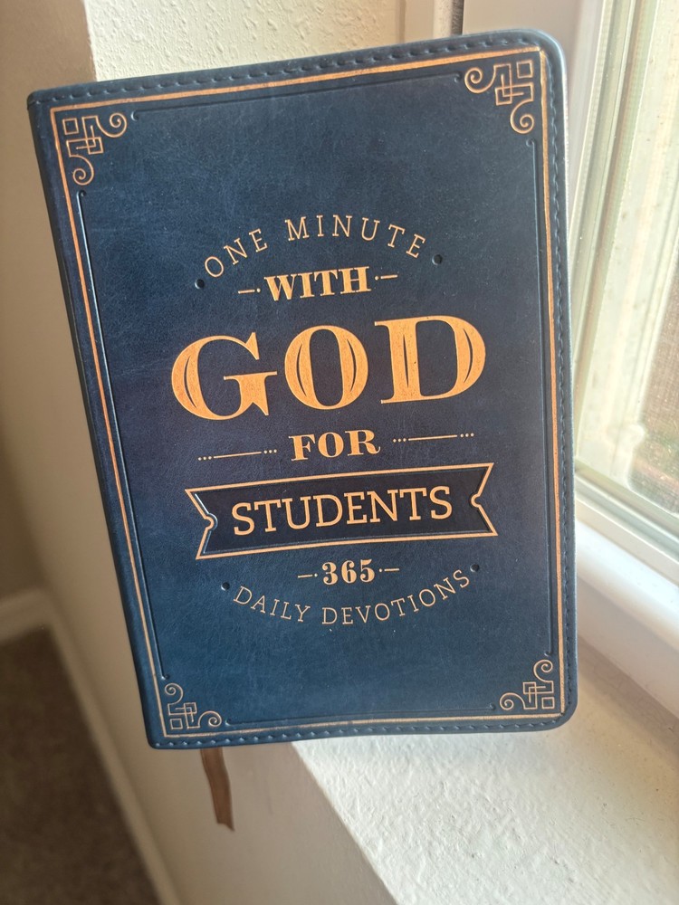 One Minute with God for Students 365 Daily Devotions by Ronald a beers