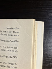 A Wrinkle In Time Madeline L’Engle ⓒ 1962 Thirty-fifth Printing 1976 HC/ DJ