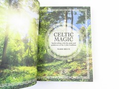 Celtic Magic Marie Bruce 2026 Sirius HC Deluxe Gilt Edges Spells