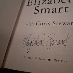 Elizabeth Smart Signed Books! „My Story”, „In Plain Sight” 2013 First Edition