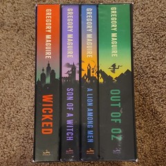 Gregory Maguire Wicked Years Box Set Qty Pack: Wicked/Son Witch/Lion/Out of Oz