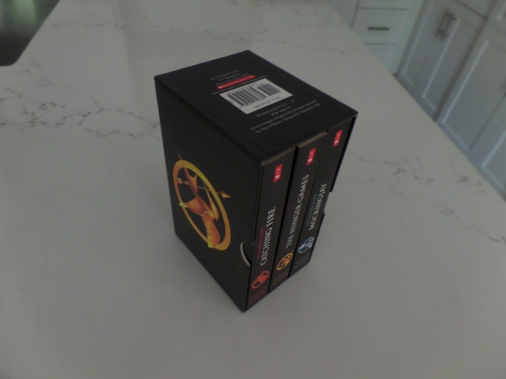 The Hunger Games Trilogy Boxset by Suzanne Collins: UNREAD!!
