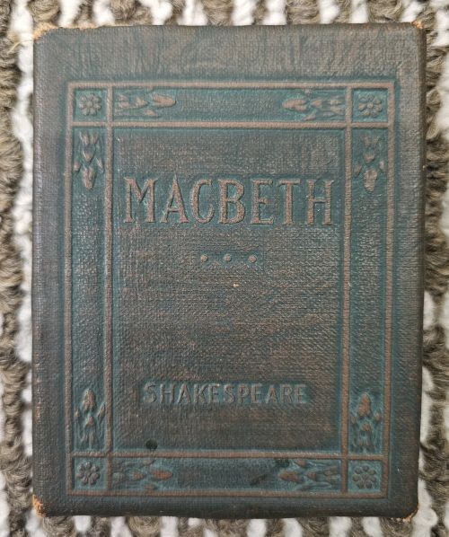 VINTAGE ANTIQUE MACBETH SHAKESPEARE LITTLE LEATHER LIBRARY EDITION ***SWEEEET***
