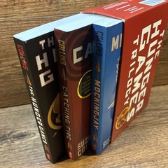 The Hunger Games Trilogy: The Hunger Games / Catching Fire / Mockingjay, Collins