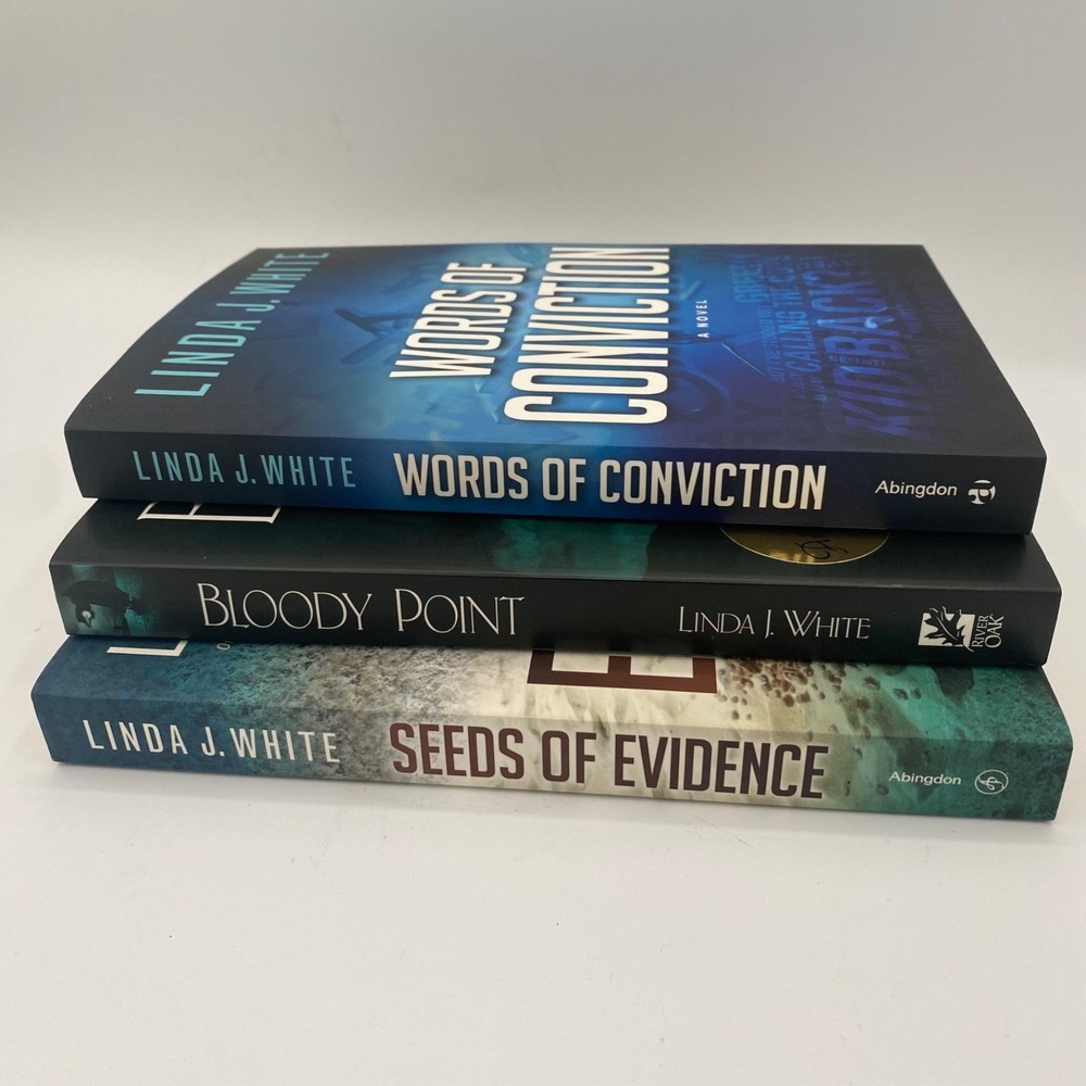 Lot of SIGNED books by Linda J. White – Seeds of Evidence, Bloody Point + 1, PB