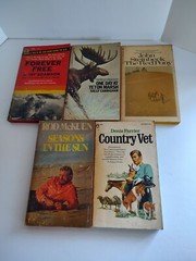 Mixed Authors Lot/11 Small Paperback Human Animal Relationships True Stories