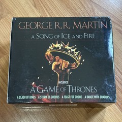 A Game Of Thrones: A Song Of Ice and Fire 5 Book, Box Set, by George R.R.Martin