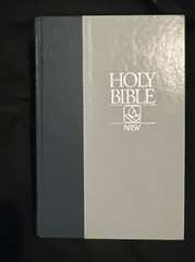 The New Revised Standard Version Holy Bible Thomas Nelson Publishers 1989