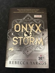 Target SIGNED Onyx Storm The Empyrean Rebecca Yarros NEW STENCILED UNREAD