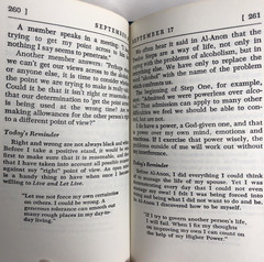 One Day at a Time in Al-Anon Pocket Size 1979 Thirteenth Printing Vintage Book