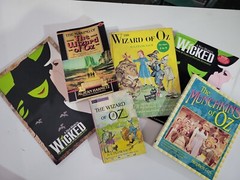 The Wizard of Oz BOOK BUNDLE ~ 7 AWESOME OZ Books ~ (7th bonus book added!)