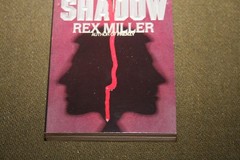 Stone Shadow by Rex Miller 1989 PB 1st Printing Onyx Horror w/ Embossed Cover