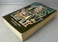 THE WAY: THE LIVING BIBLE (ILLUSTRATED) By Tyndale House Pub 70s Bible GoodCond.