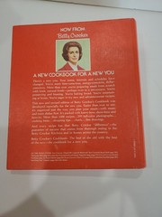 „Betty Crocker’s Cookbook – New & Revised Edition” binder cook book, 1970’s