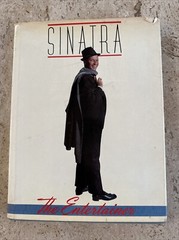 Sinatra The Entertainer by Arnold Shaw 1982